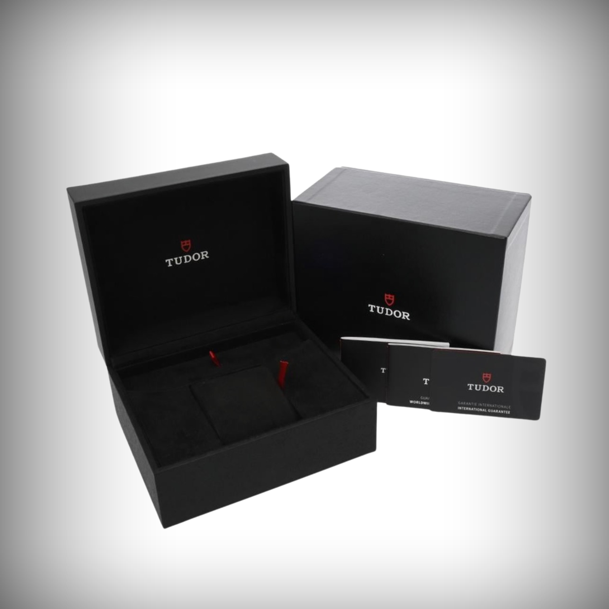 TUDOR Royal Black